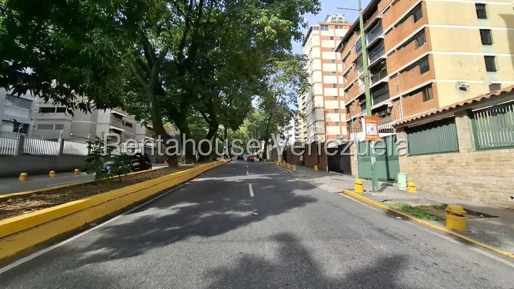 Apartamento (1 Nivel) en Alquiler en El Marques, Distrito Metropolitano - 20