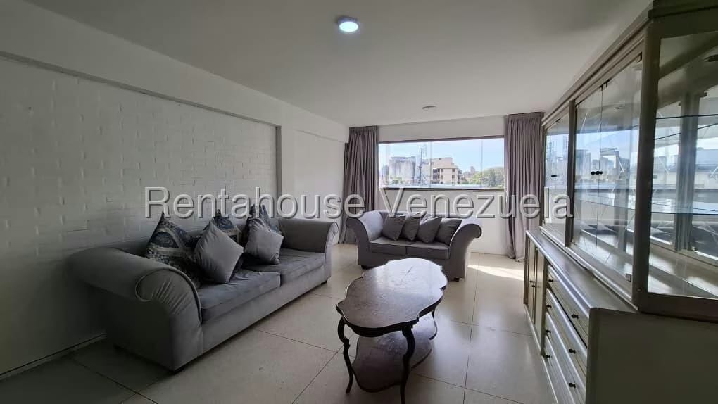 Apartamento (1 Nivel) en Alquiler en El Marques, Distrito Metropolitano - 6