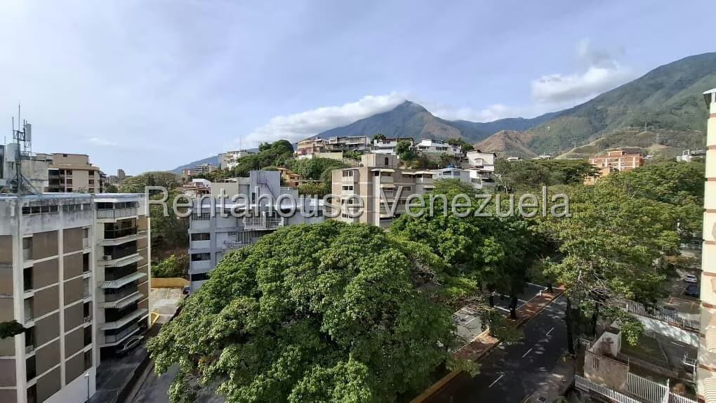 Apartamento (1 Nivel) en Alquiler en El Marques, Distrito Metropolitano - 7