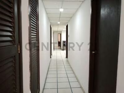 En venta Centro empresarial y galpón Urb Gallo Verde, Sector Sábaneta - 9