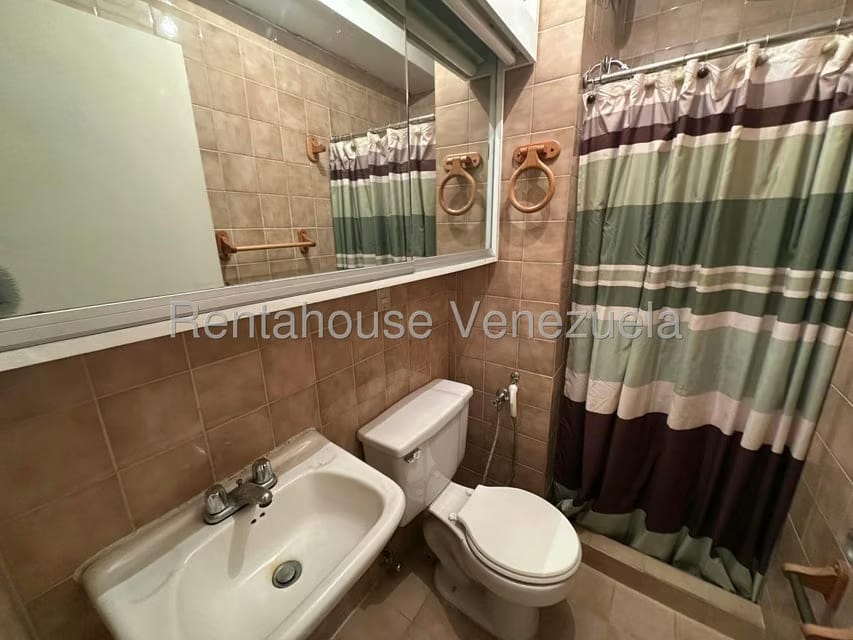 Apartamento (1 Nivel) en Venta en El Cigarral, Distrito Metropolitano - 14