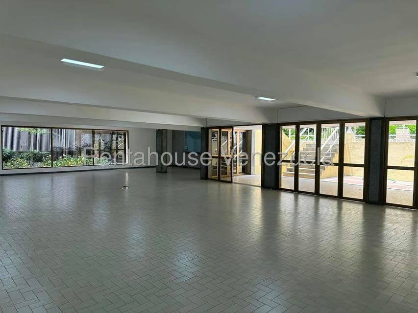 Apartamento (1 Nivel) en Venta en El Cigarral, Distrito Metropolitano - 26