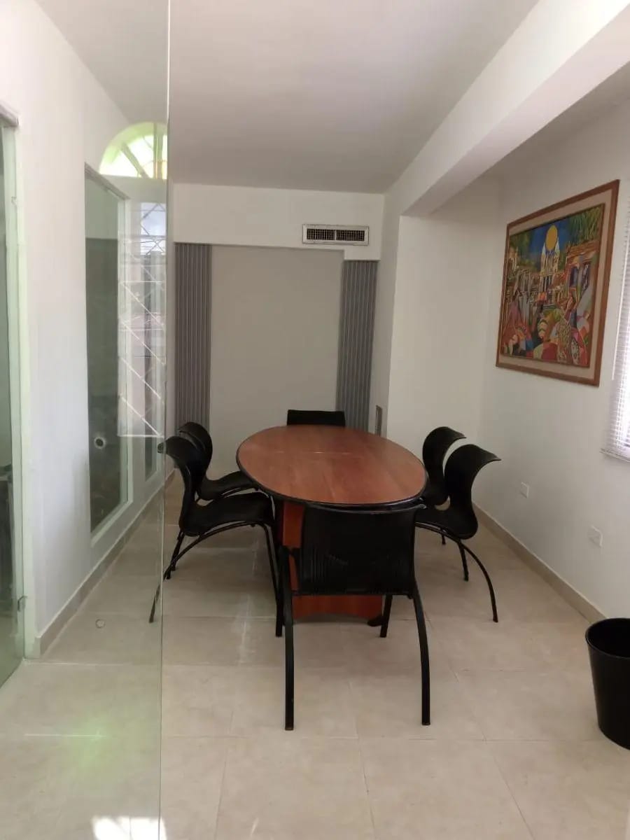 Oficina en Alquiler en Maracaibo - 4