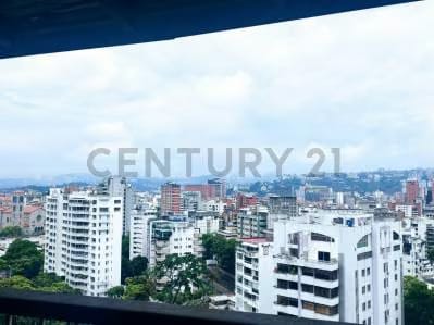 EN VENTA PH CON ESPECTACULARES VISTAS. 2 NIVELES