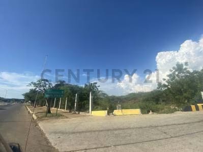 TERRENO CON POTENCIAL DE DESARROLLO EN SAN FRANCISCO, MARACAIBO