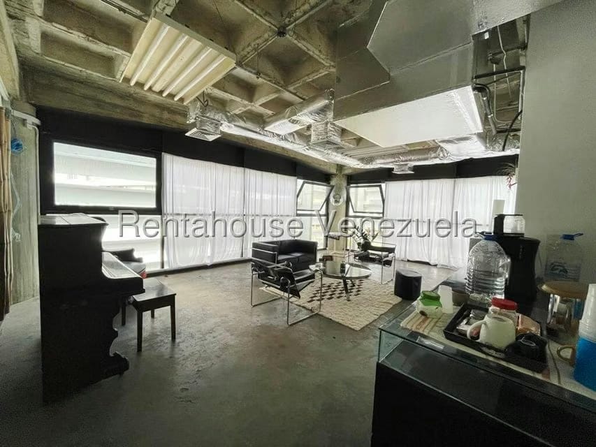 Comercial (Oficina) en Venta en Los Samanes, Distrito Metropolitano - 13