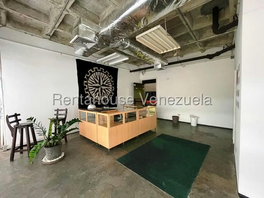 Comercial (Oficina) en Venta en Los Samanes, Distrito Metropolitano - 6