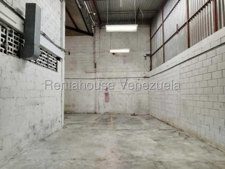 Galpon en Venta en zona industrial del este Guarenas - 36