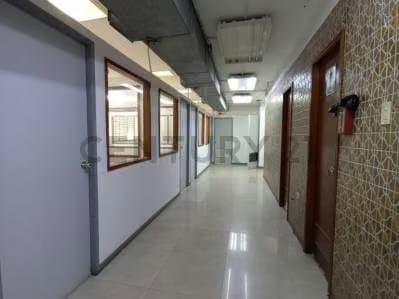 Alquiler de Oficinas. en Av. El Milagro - 7