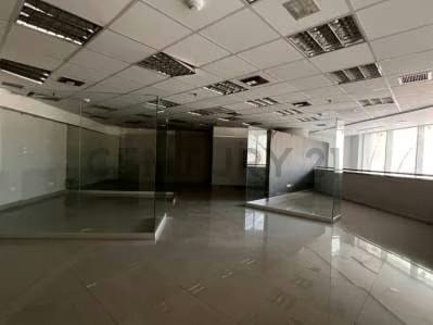 Alquiler Local Comercial en Boleíta Norte - 9