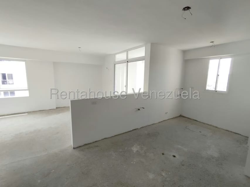 Apartamento (Duplex) en Venta en Triangulo del Este, Lara - 10
