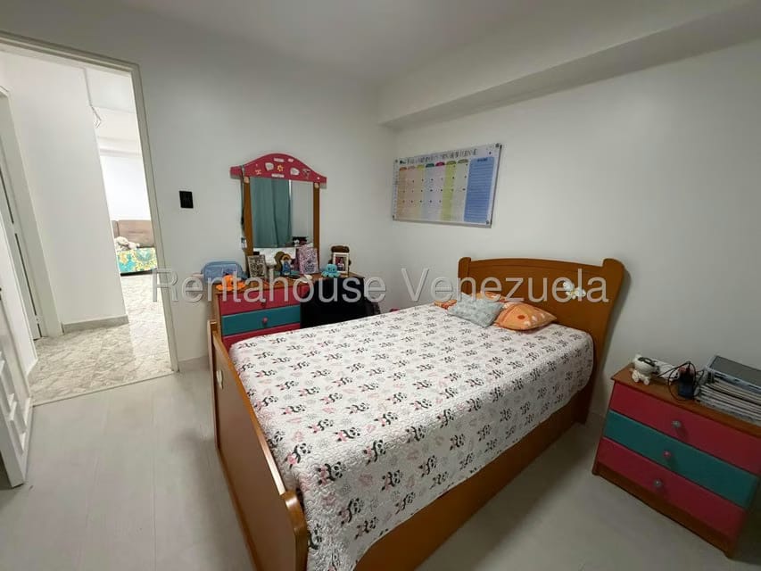 Apartamento (1 Nivel) en Venta en Montalban III, Distrito Metropolitano - 19