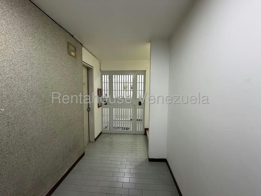 Apartamento (1 Nivel) en Venta en Montalban III, Distrito Metropolitano - 7