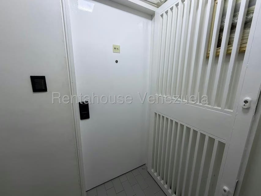 Apartamento (1 Nivel) en Venta en Montalban III, Distrito Metropolitano - 8