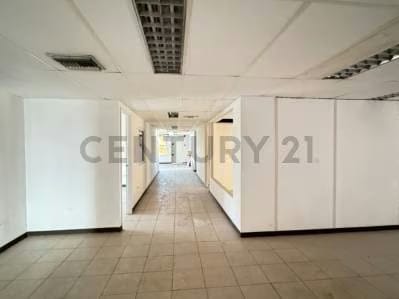 Edificio en alquiler Centro empresarial Teramo, Avenida Principal de Lechería - 10