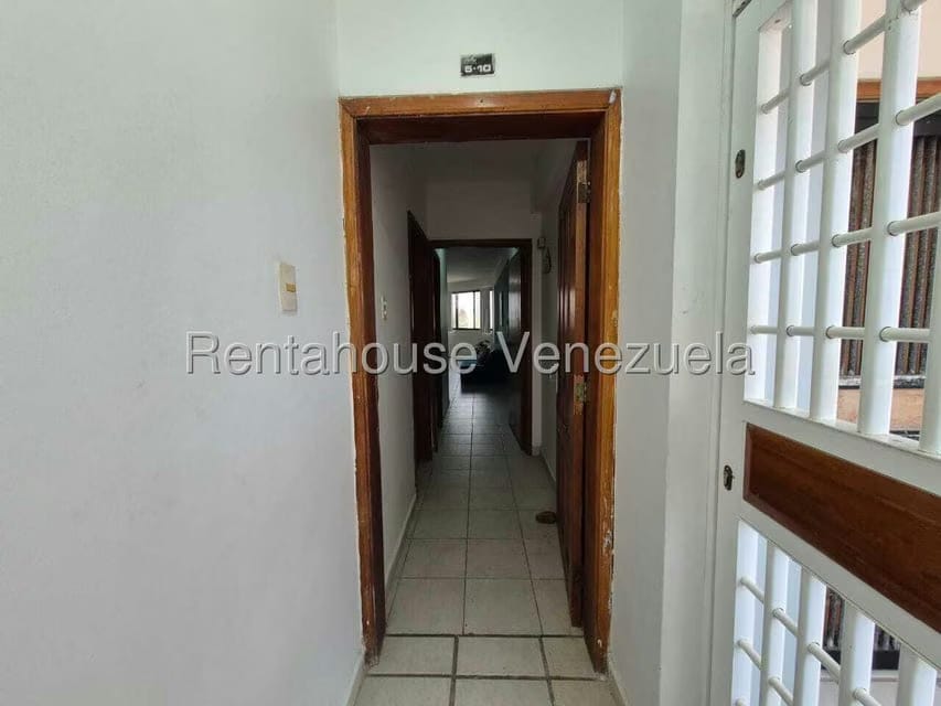 Apartamento (1 Nivel) en Venta en Tucacas, Falcon - 2