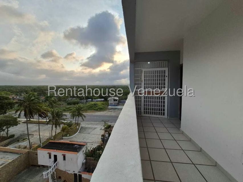 Apartamento (1 Nivel) en Venta en Tucacas, Falcon - 24