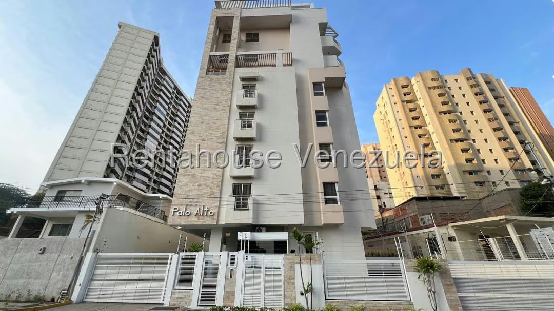 Apartamento (1 Nivel) en Alquiler en 5 de Julio, Zulia
