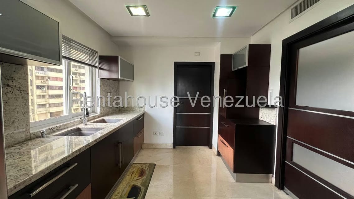 Apartamento (1 Nivel) en Alquiler en 5 de Julio, Zulia - 14