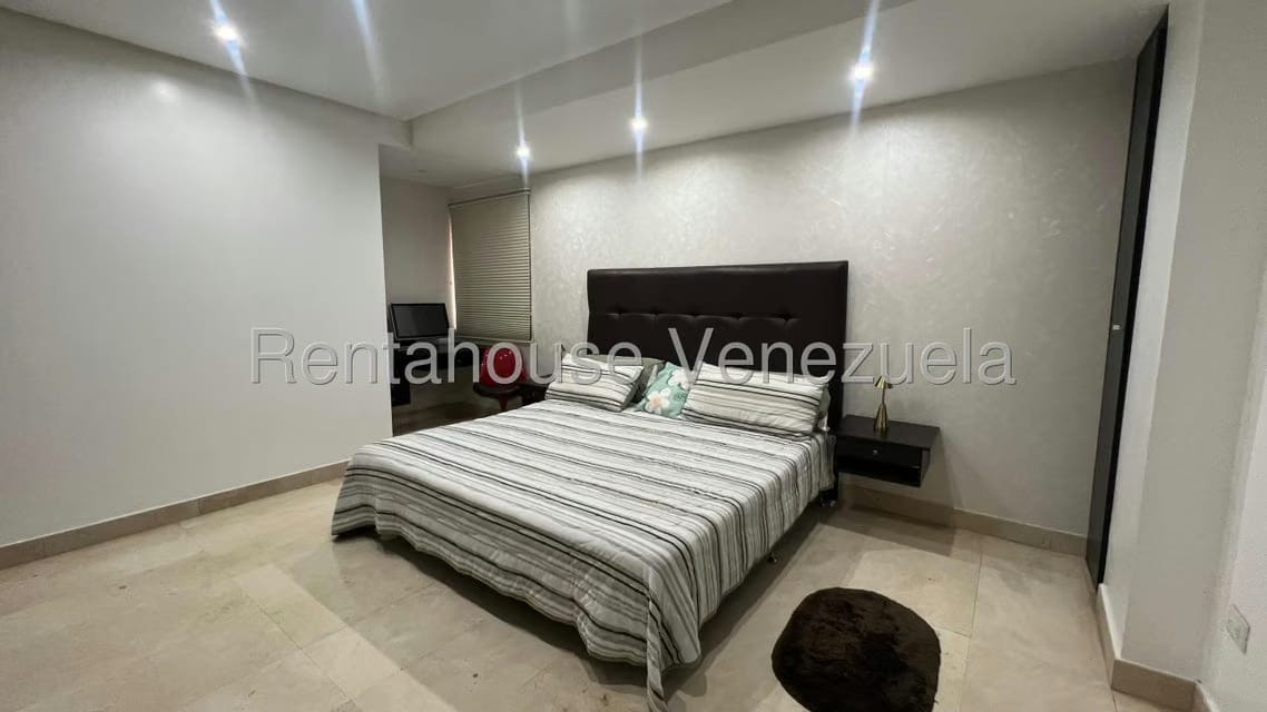 Apartamento (1 Nivel) en Alquiler en 5 de Julio, Zulia - 21