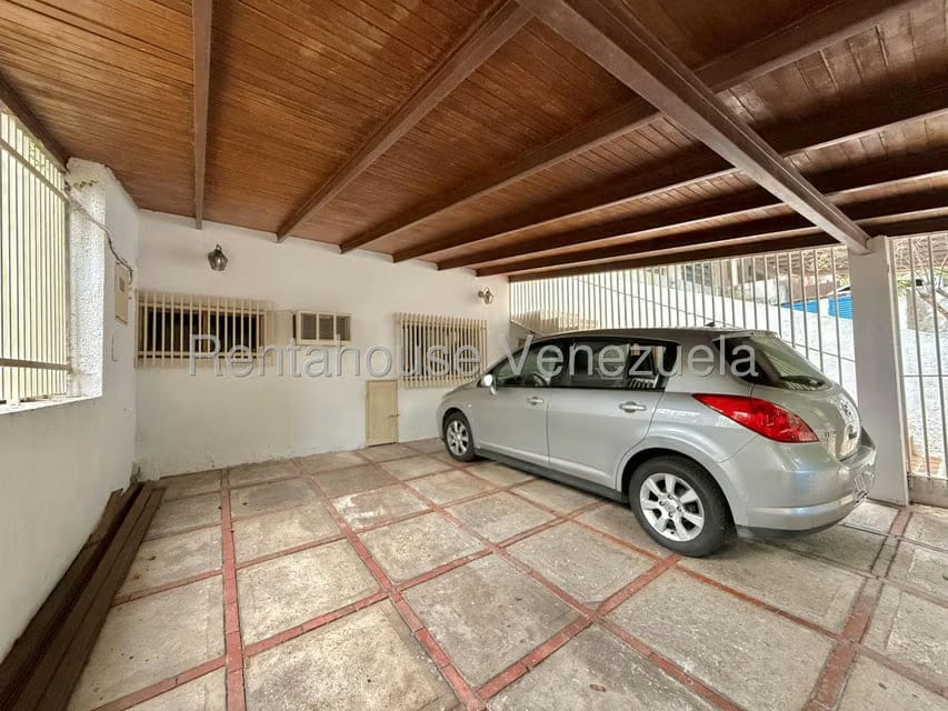 Casa (Duplex) en Venta en Colinas de Bello Monte, Distrito Metropolitano - 35