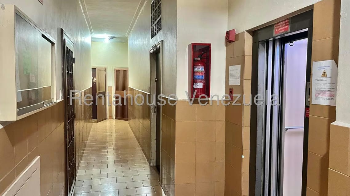 Apartamento (1 Nivel) en Alquiler en Chacao, Distrito Metropolitano - 2