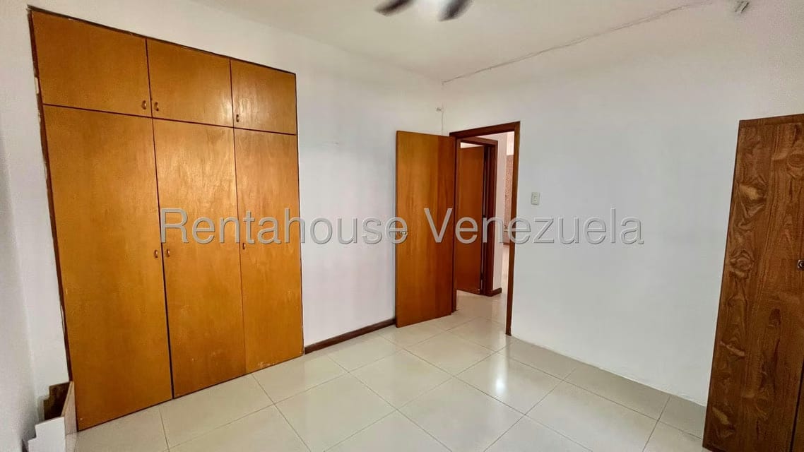 Apartamento (1 Nivel) en Alquiler en Chacao, Distrito Metropolitano - 11