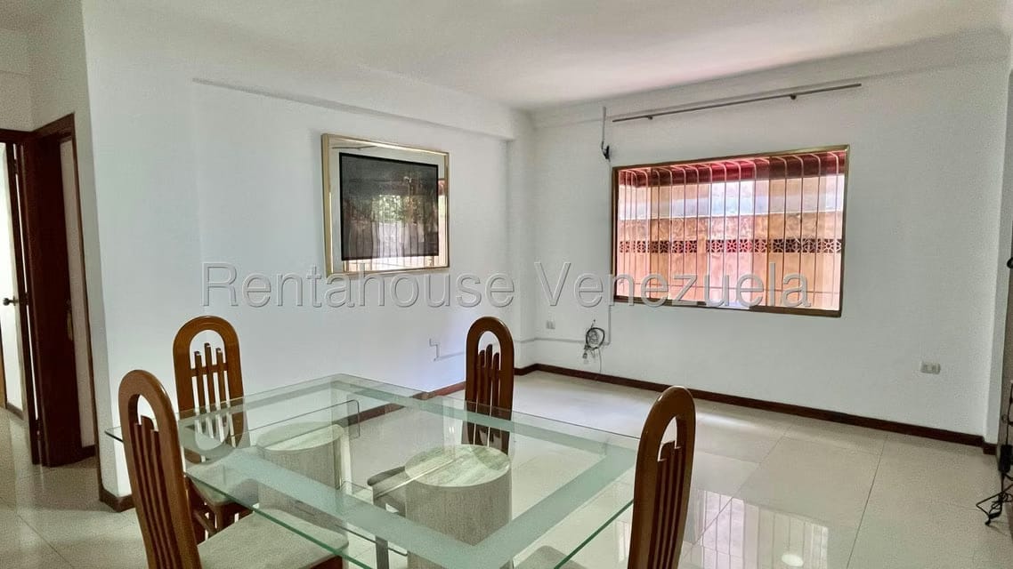 Apartamento (1 Nivel) en Alquiler en Chacao, Distrito Metropolitano - 3