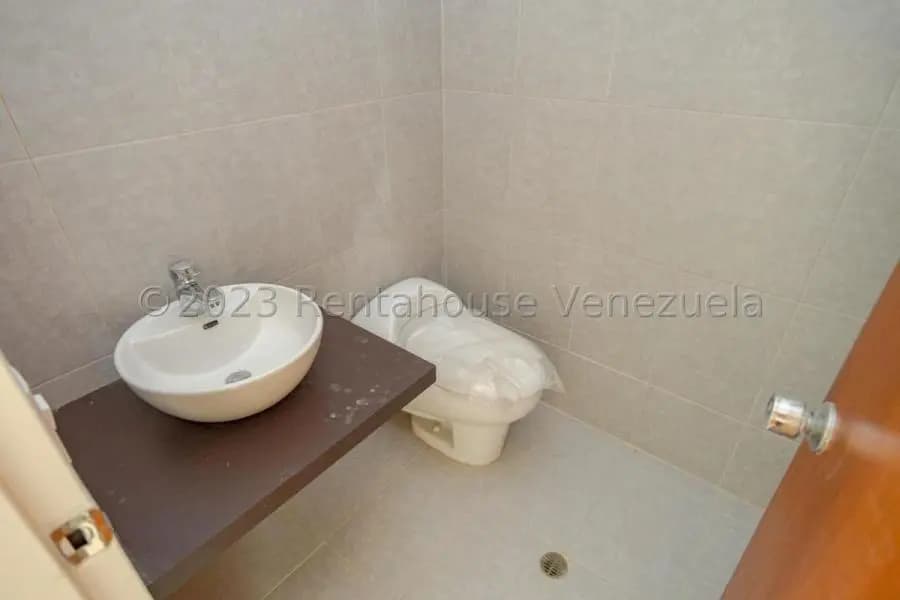 Apartamento en Venta en Lomas del Sol Caracas - 11