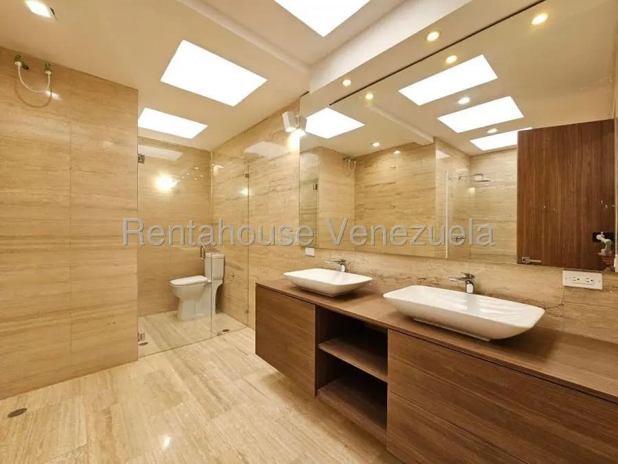 Casa en Venta en Lomas de la Lagunita Caracas - 6