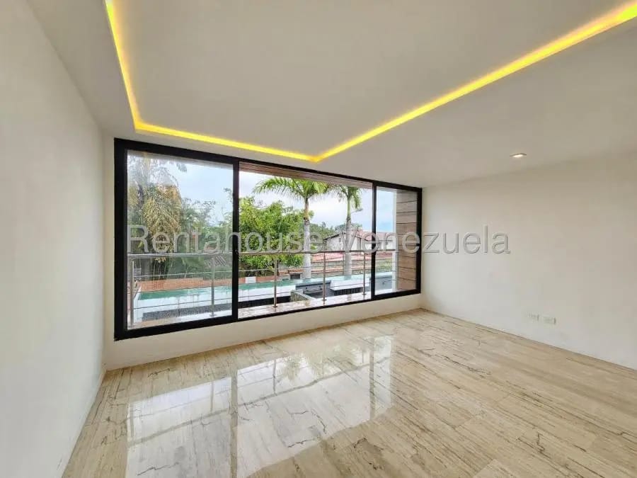 Casa en Venta en Lomas de la Lagunita Caracas - 10