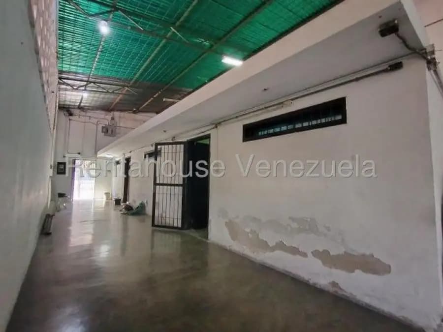 Galpon en Venta en zona centro Maracay - 8