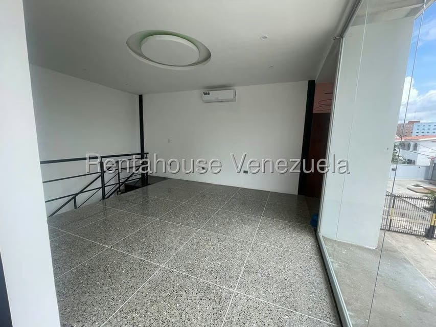 Comercial (Local Comercial) en Alquiler en Del Este, Lara - 9