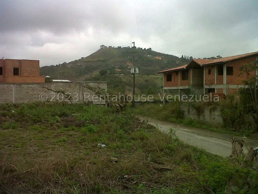 Terreno (Residencial) en Venta en Bosques de la Lagunita, Distrito Metropolitano - 2