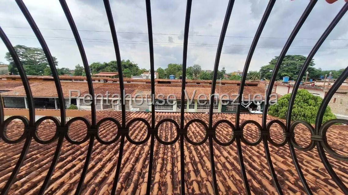 Casa (1 Nivel) en Venta en Los Parques, Merida - 36