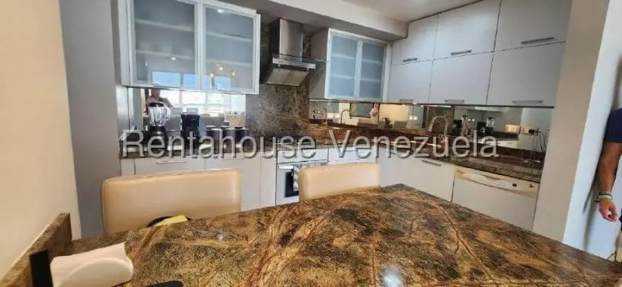 Apartamento en Alquiler en las mercedes Caracas - 10