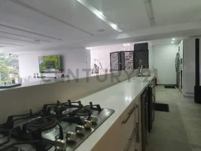 Espectacular Casa en El Hatillo - 4