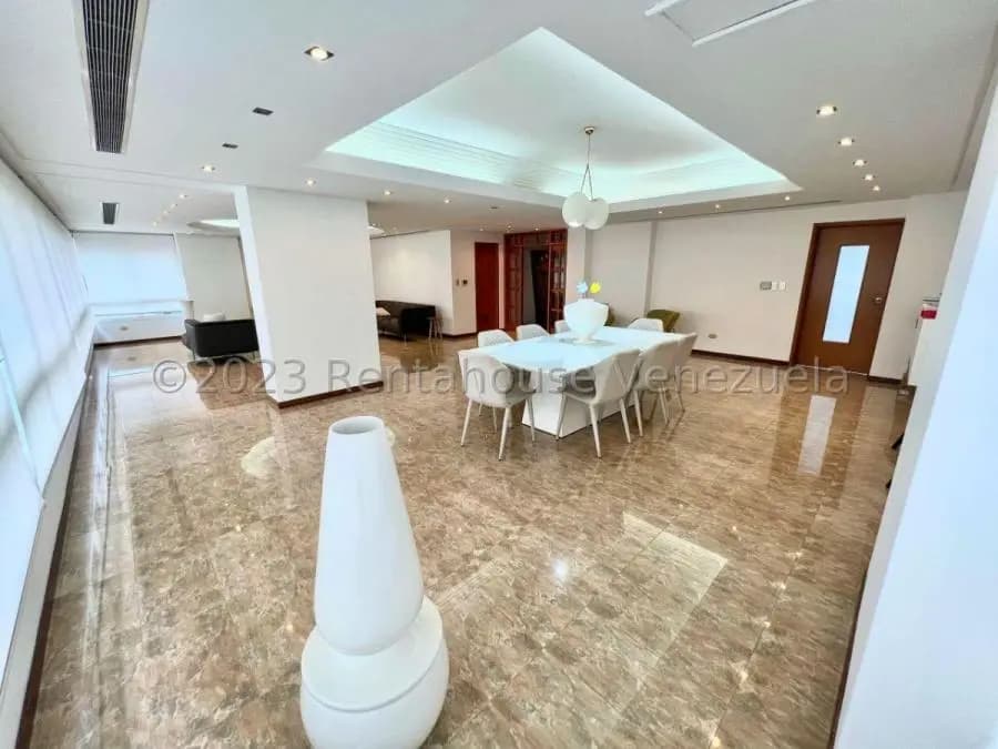 Apartamento en Venta en Urbanización Miranda Caracas - 2