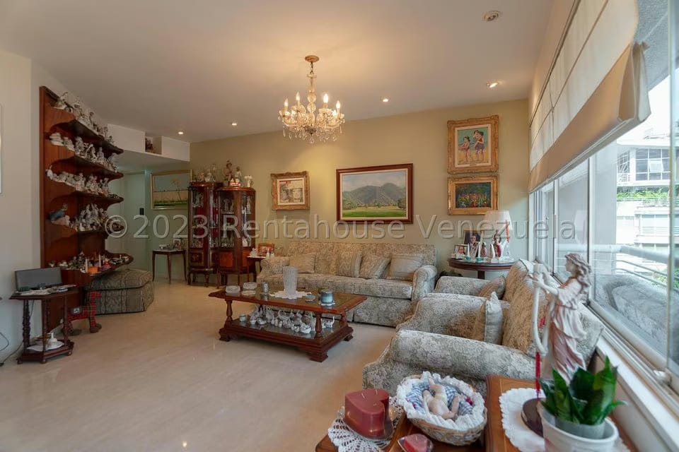 Apartamento (1 Nivel) en Venta en Campo Alegre, Distrito Metropolitano - 18