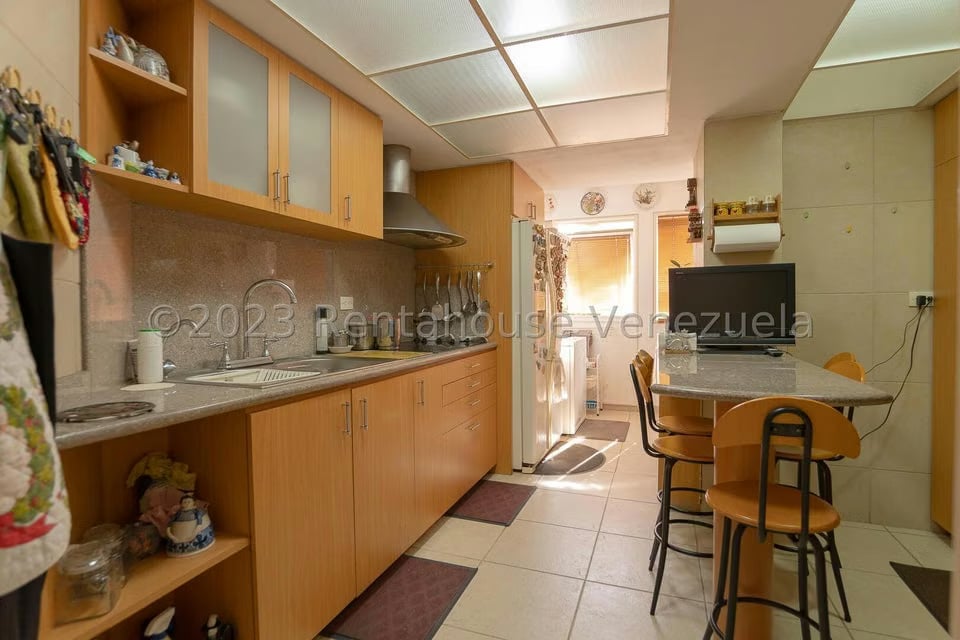 Apartamento (1 Nivel) en Venta en Campo Alegre, Distrito Metropolitano - 22