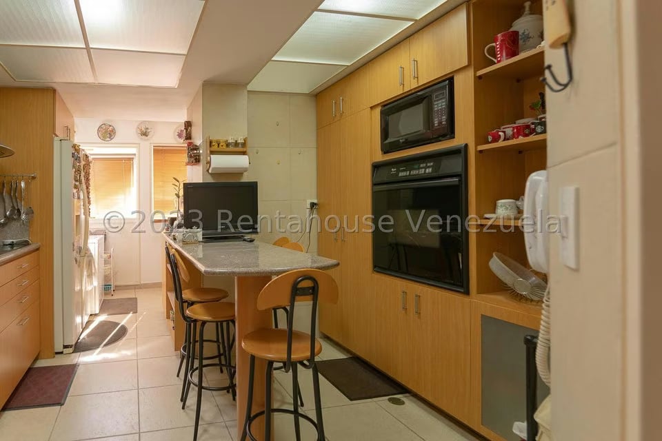 Apartamento (1 Nivel) en Venta en Campo Alegre, Distrito Metropolitano - 7