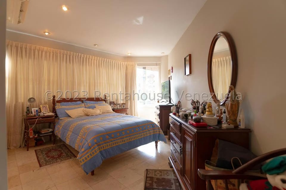 Apartamento (1 Nivel) en Venta en Campo Alegre, Distrito Metropolitano - 9