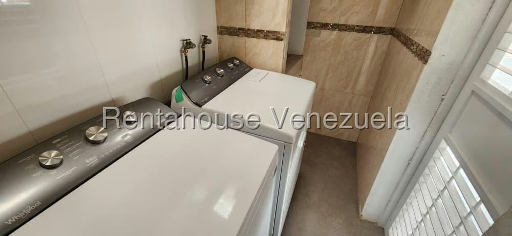 Casa (Duplex) en Venta en Los Cardones, Lara - 11