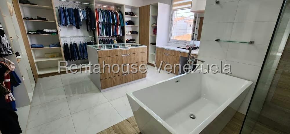 Casa (Duplex) en Venta en Los Cardones, Lara - 37