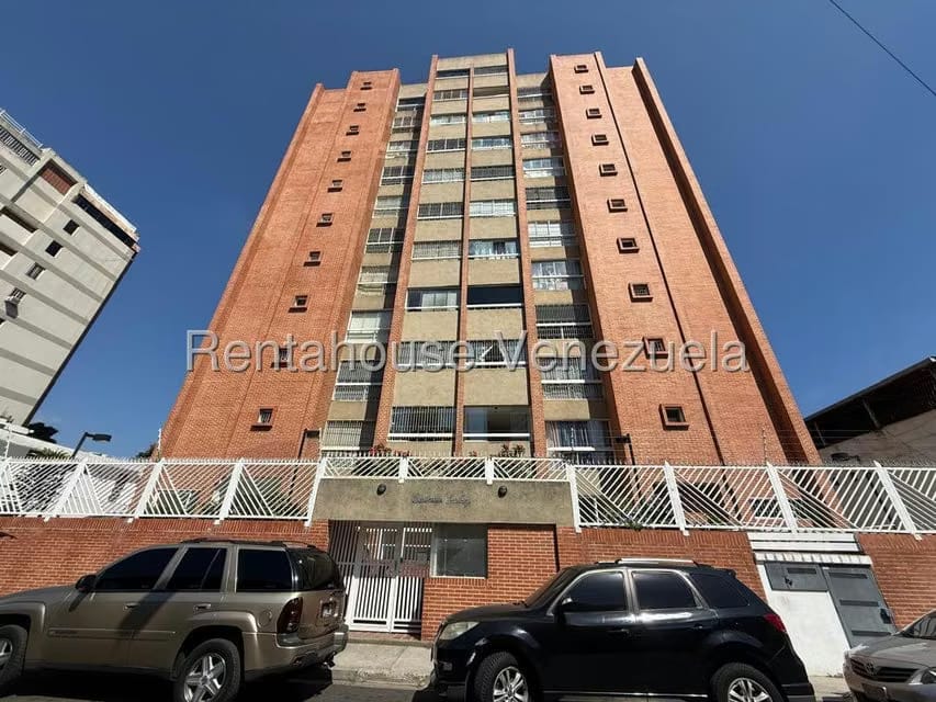 Apartamento (1 Nivel) en Venta en El Paraiso, Distrito Metropolitano - 2