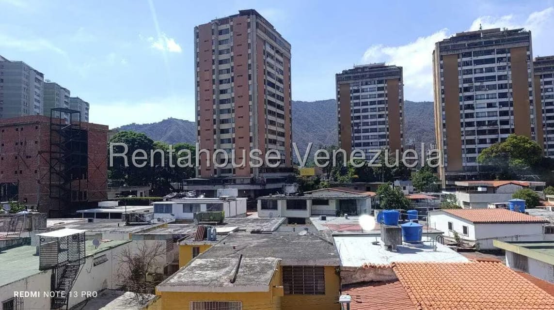 Apartamento (1 Nivel) en Venta en El Paraiso, Distrito Metropolitano - 8