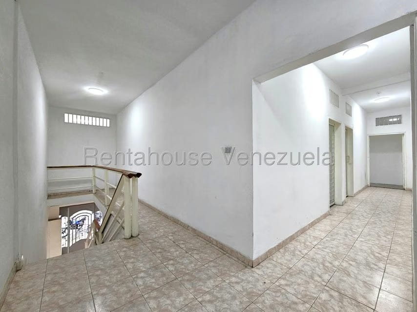 Comercial (Local Comercial) en Alquiler en Nueva Segovia, Lara - 2