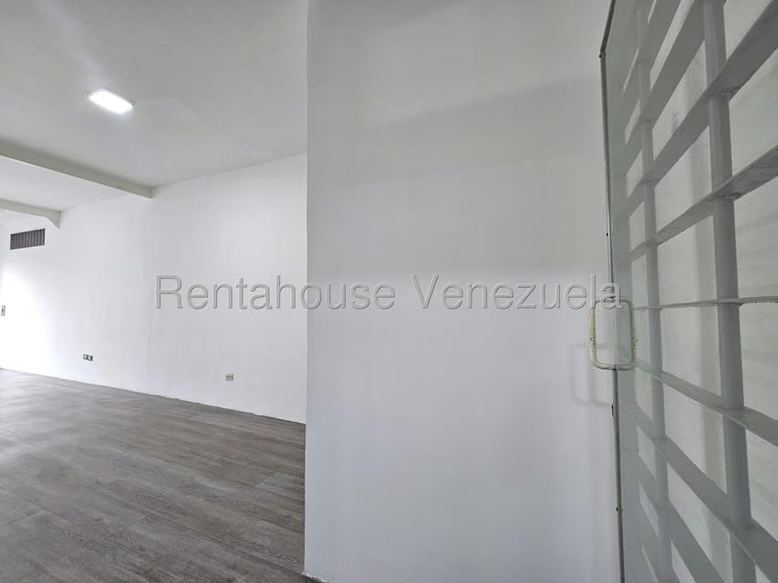 Comercial (Local Comercial) en Alquiler en Nueva Segovia, Lara - 5