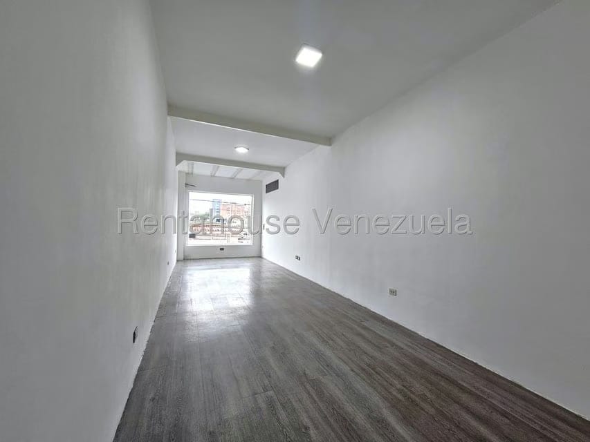 Comercial (Local Comercial) en Alquiler en Nueva Segovia, Lara - 6