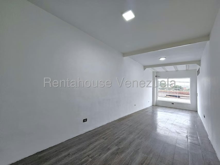 Comercial (Local Comercial) en Alquiler en Nueva Segovia, Lara - 8